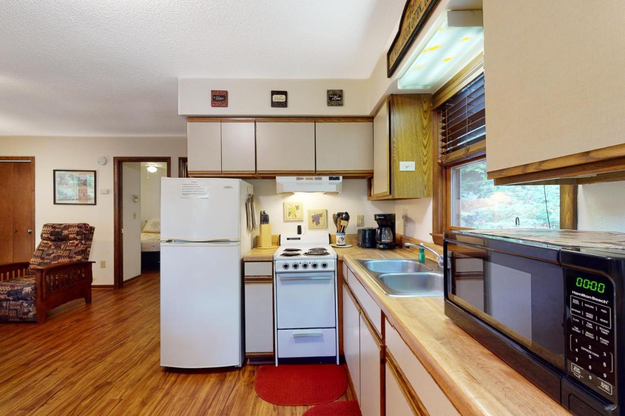 2 Bed 1 Bath Vacation Home In Whittier Exterior foto